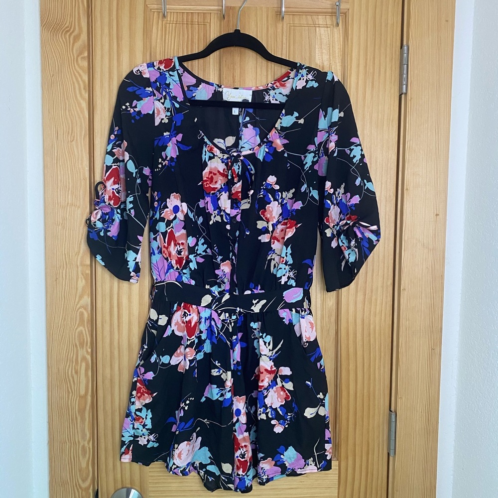 YUMI KIM Black with Floral Print Romper Size L 3/4 Sleeves with ties